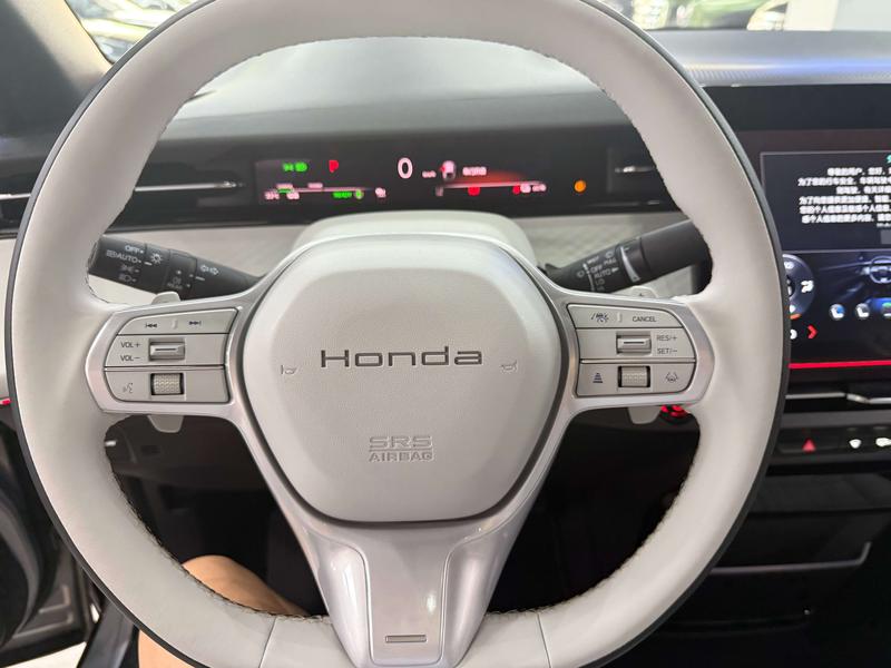 Honda e:NP2, 2025 — фото 9 из 12