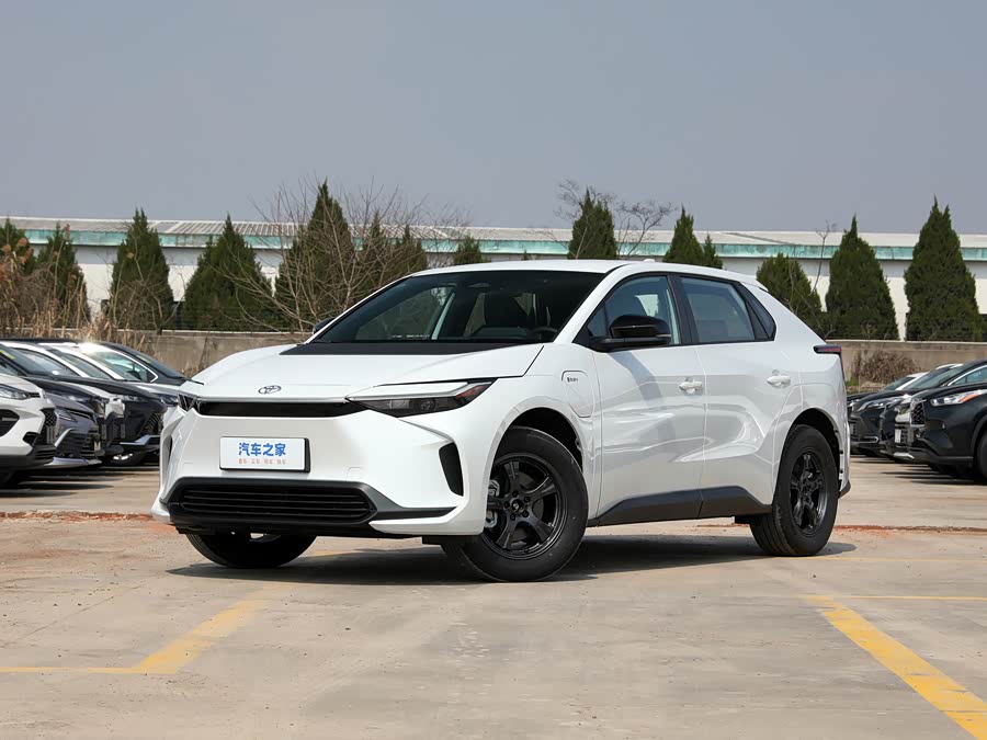 Toyota bZ4X Platinum, 2026 — купить в Йошкар-Оле под ключ