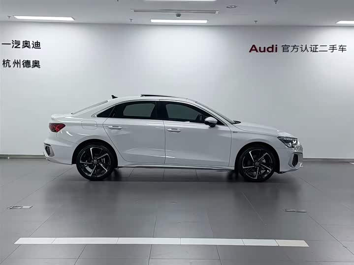 Audi A3, 2021 — фото 3 из 9