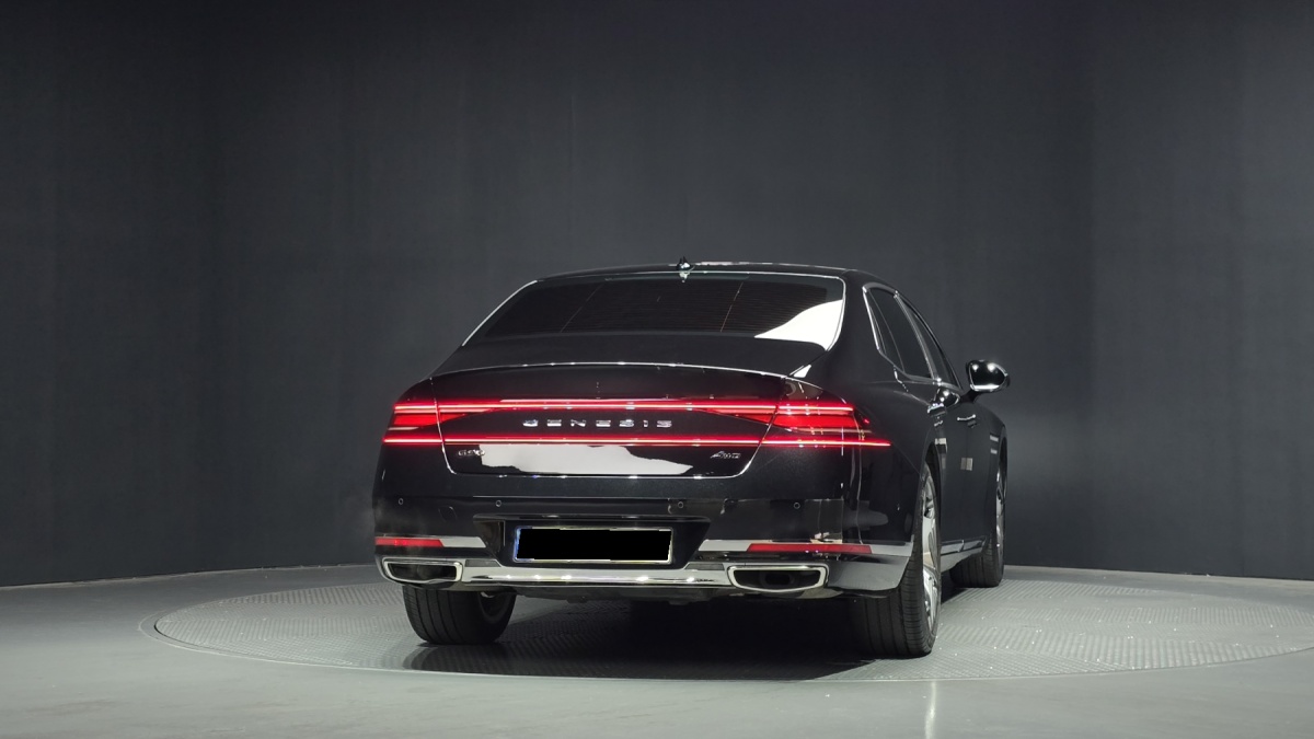 Genesis G90, 2023 — фото 4 из 12