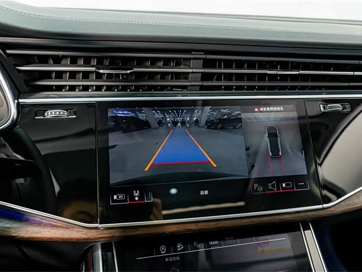 Audi Q7, 2025 — фото 9 из 9