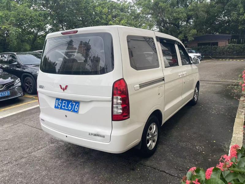 Wuling Hongguang V, 2022 — фото 7 из 12