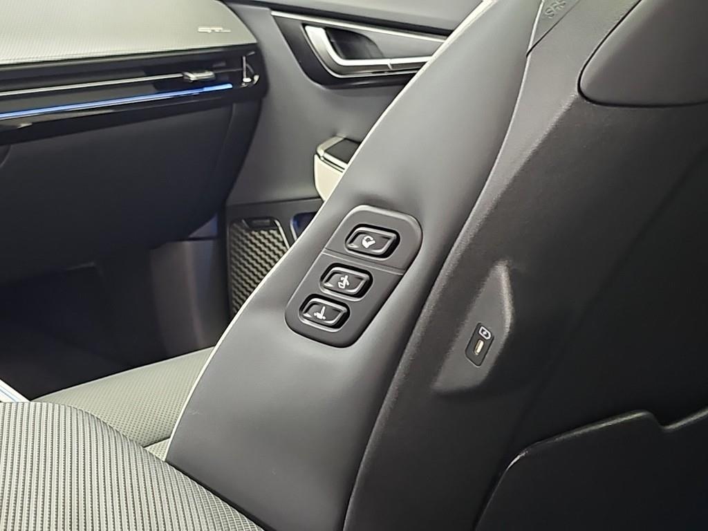 Kia EV6, 2025 — фото 12 из 12