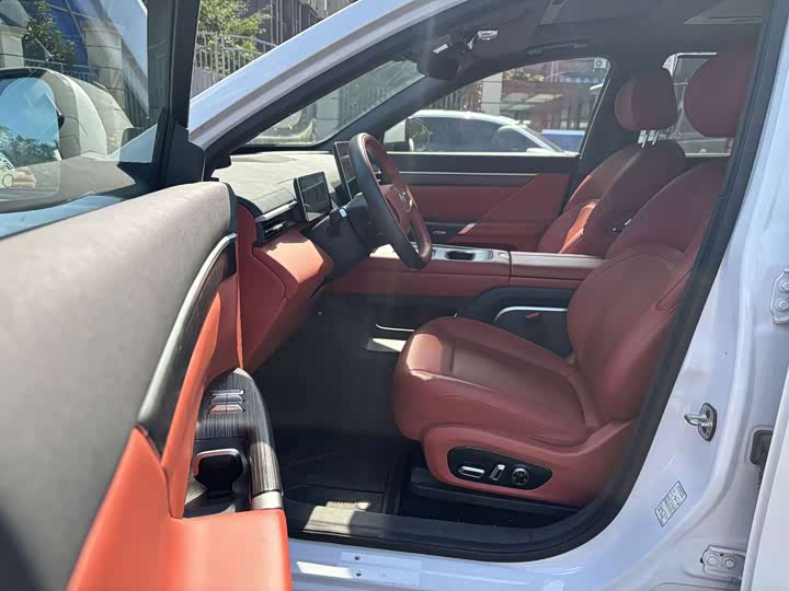 Dongfeng Yipai eπ 008, 2024 — фото 4 из 7