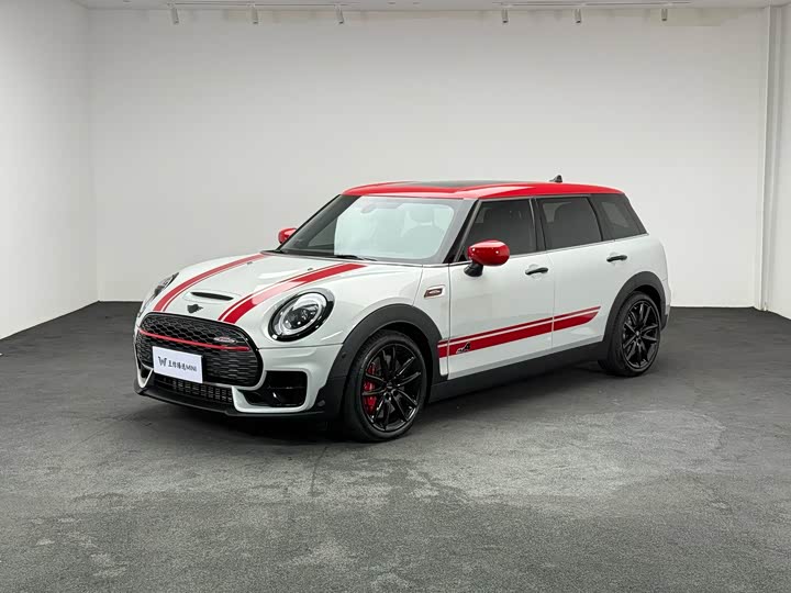 Mini Clubman JCW, 2022 — фото 2 из 9