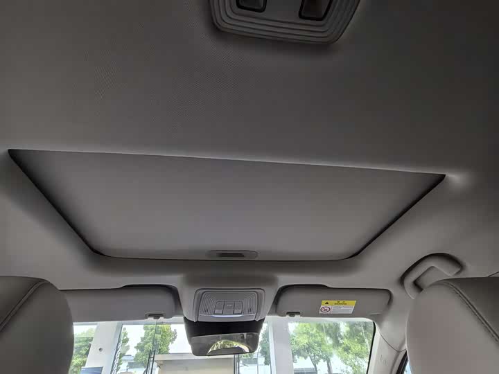 BYD Seal 05 DM-i Hybrid, 2024 — фото 8 из 9