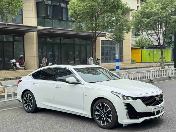 Cadillac CT5, 2022 — фото 2 из 9