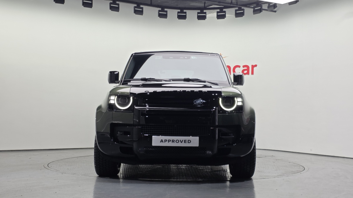 Land Rover Defender, 2025 — фото 7 из 12