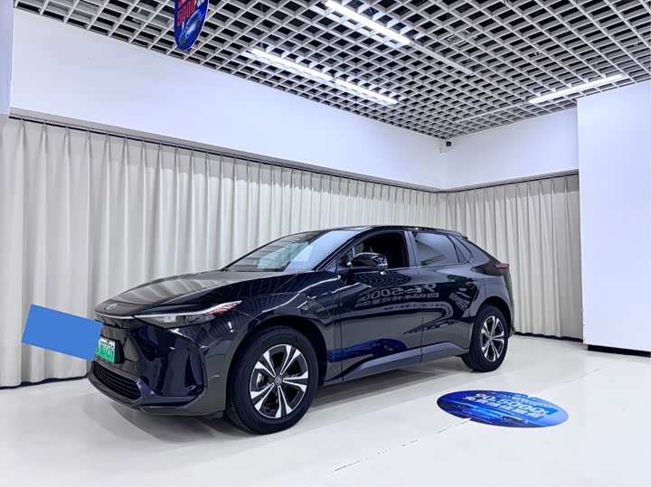 Toyota bZ4X, 2022 — купить в Костроме под ключ