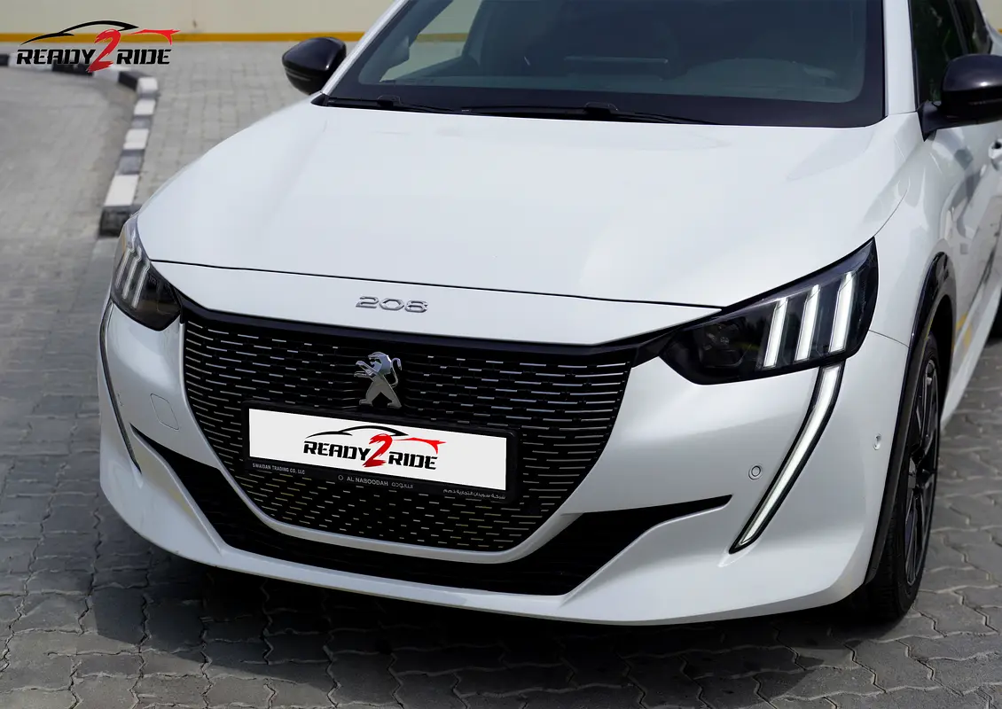 Peugeot 208, 2023 — фото 6 из 10