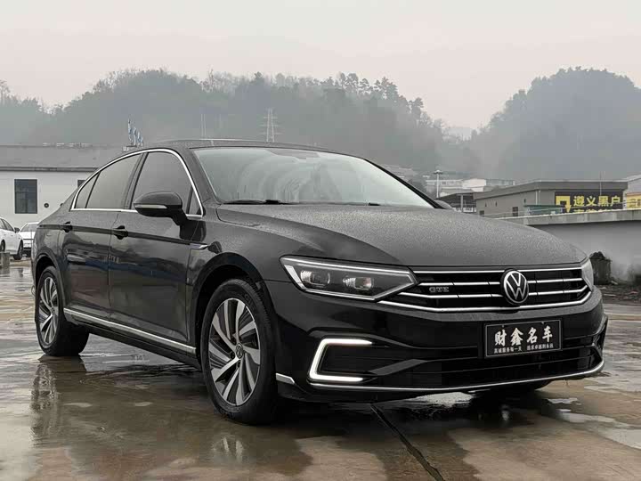 Volkswagen Magotan GTE Hybrid, 2021 — фото 3 из 9