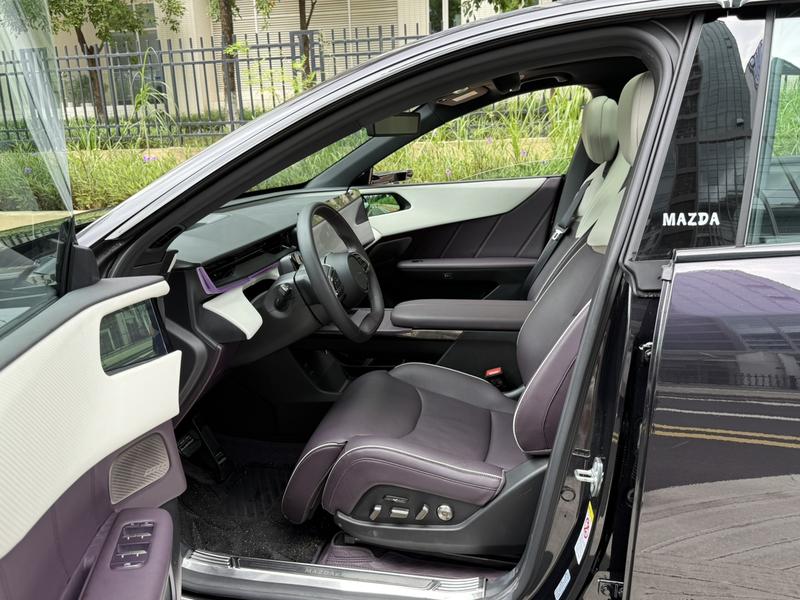 Mazda EZ-60, 2025 — фото 11 из 12