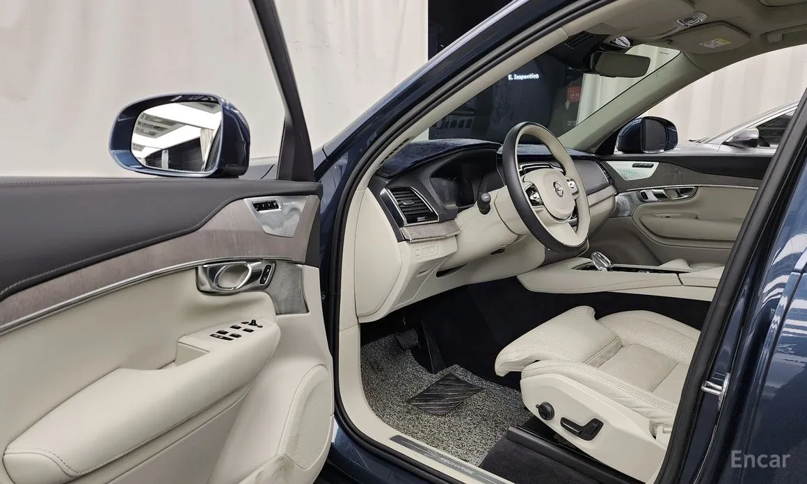 Volvo XC90, 2022 — фото 10 из 12
