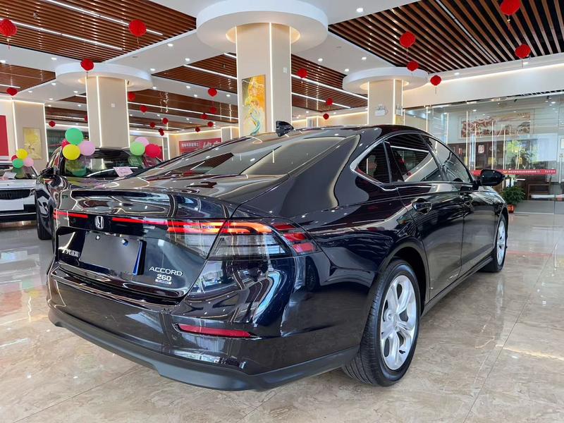 Honda Accord, 2024 — фото 7 из 12