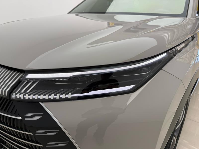 BYD Frigate 07, 2023 — фото 9 из 12