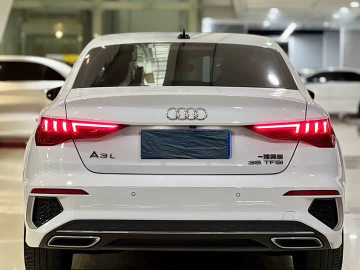 Audi A3, 2023 — фото 5 из 9
