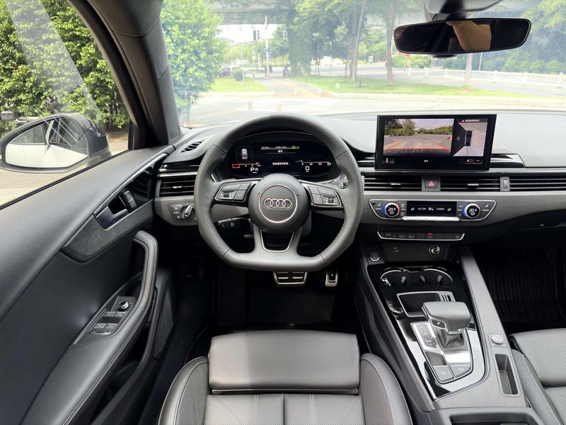 Audi A4L, 2023 — фото 6 из 9