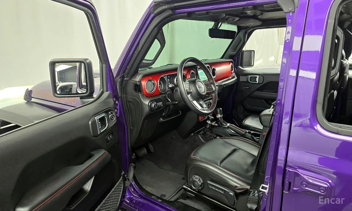 Jeep Wrangler, 2023 — фото 10 из 12
