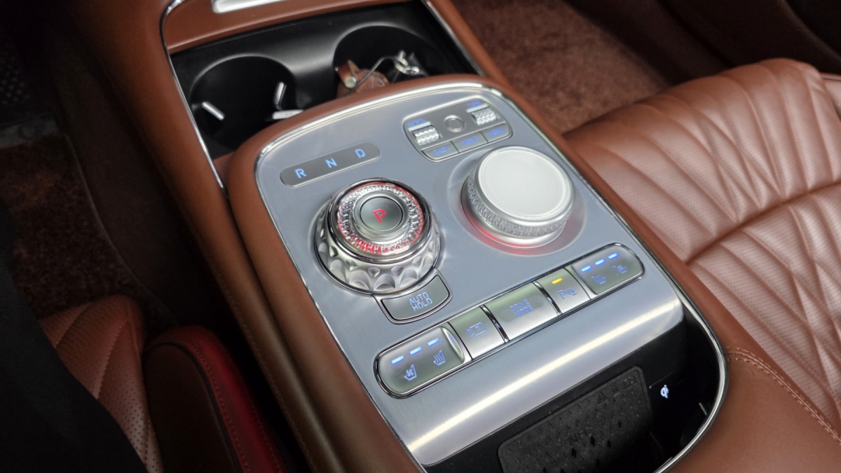 Genesis G90, 2022 — фото 9 из 12