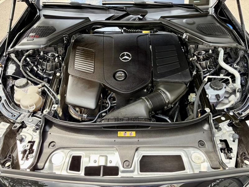 Mercedes-Benz E-Class, 2024 — фото 9 из 12