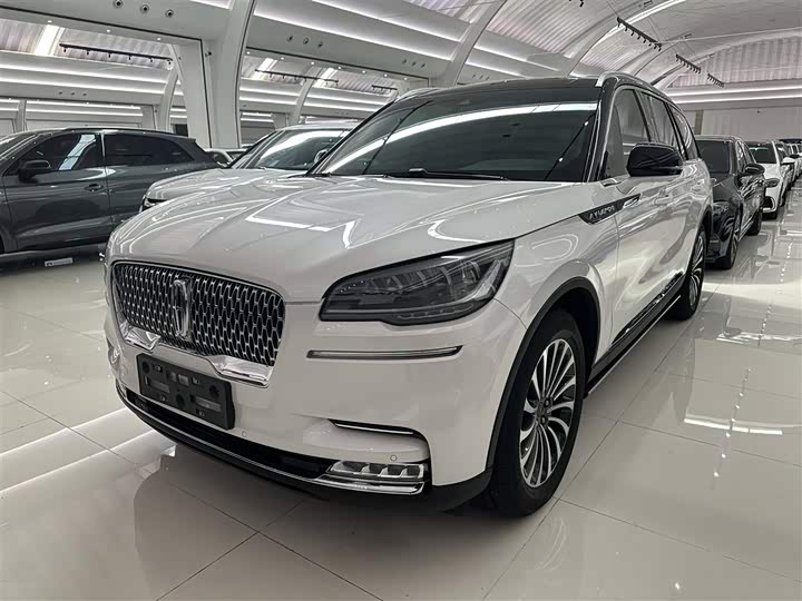Lincoln Aviator, 2022 — купить в Перми под ключ
