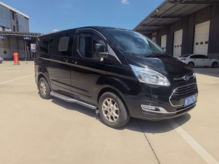 Ford Tourneo, 2021 — фото 3 из 9