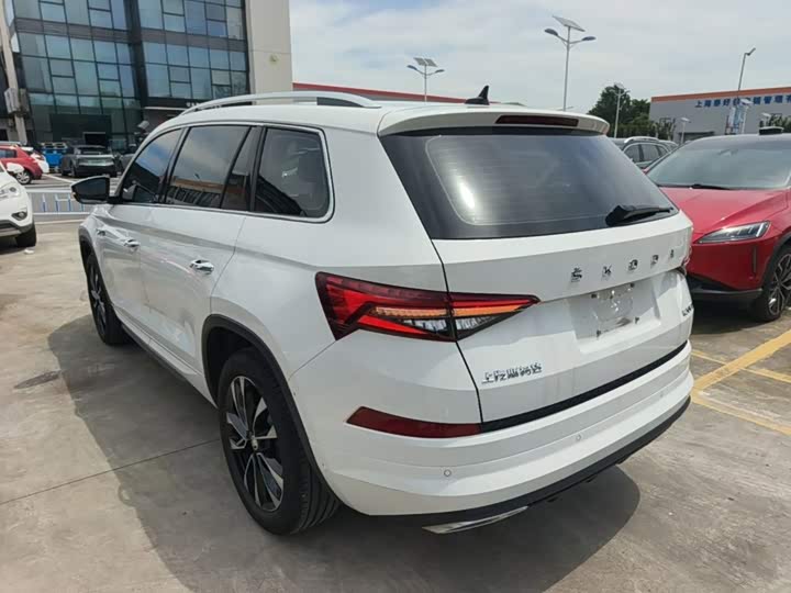 Skoda Kodiaq, 2024 — фото 5 из 9