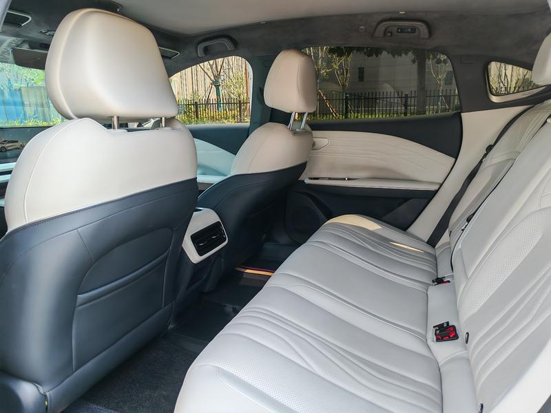 Geely Galaxy E8, 2024 — фото 9 из 10