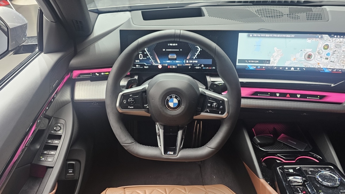 BMW 5 Series, 2025 — фото 12 из 12