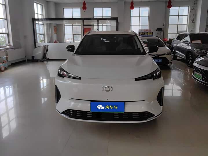 Changan Qiyuan (Nevo) Q05 Classic, 2024 — фото 2 из 9