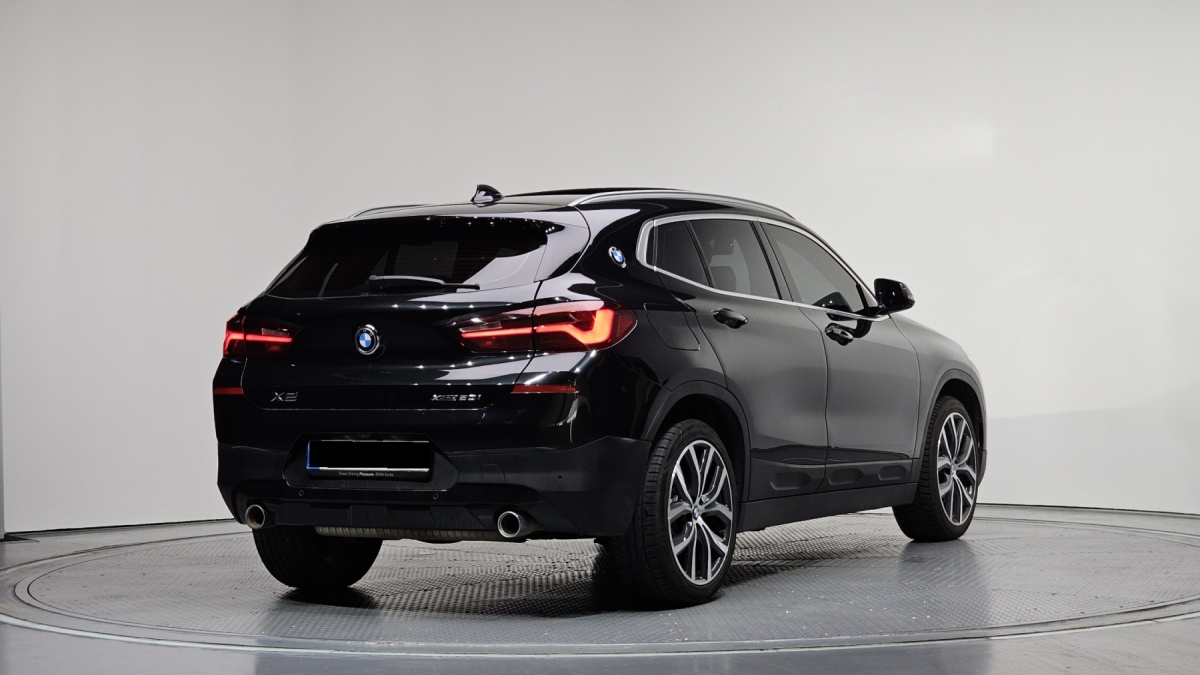 BMW X2 (F39), 2022 — фото 2 из 12