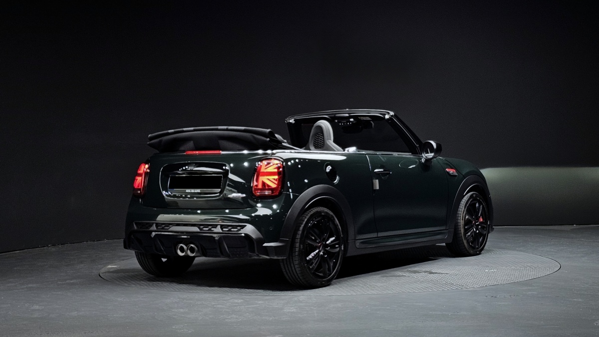 Mini Cooper Convertible, 2024 — фото 2 из 12