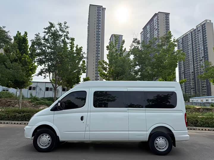 Maxus V80, 2023 — фото 4 из 9