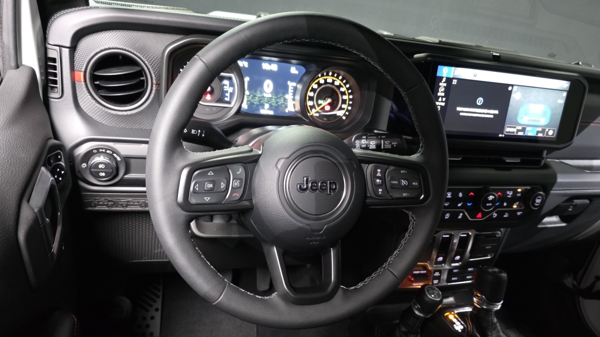 Jeep Wrangler, 2025 — фото 12 из 12