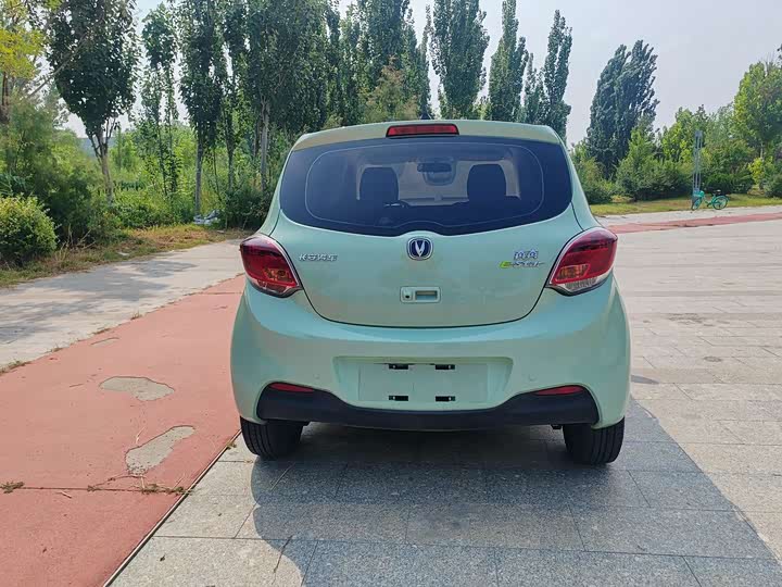 Changan BenBen E-Star, 2022 — фото 6 из 9
