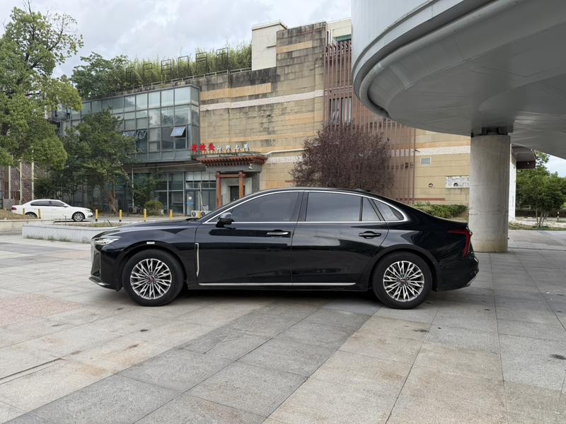 Hongqi H5, 2022 — фото 4 из 12