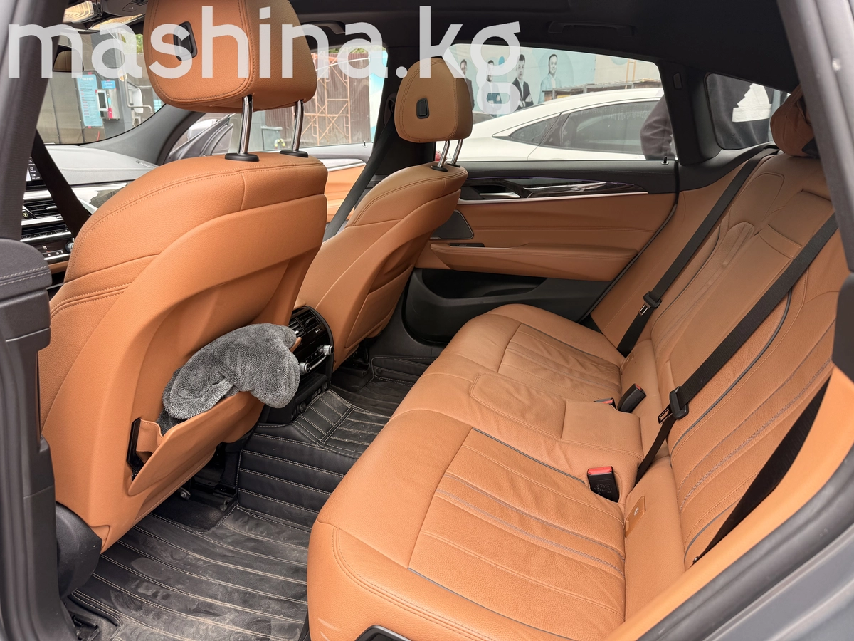 BMW 6 Serii, 2023 — фото 9 из 11