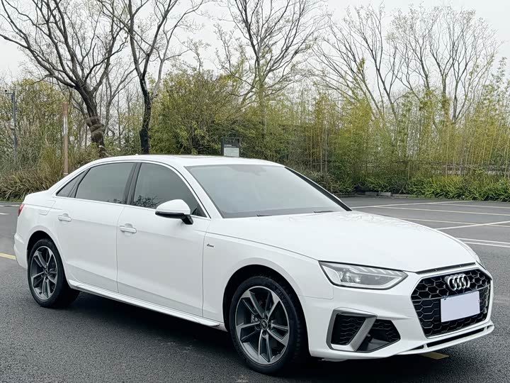 Audi A4L, 2022 — фото 3 из 9