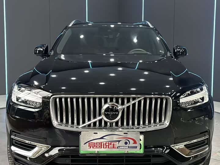 Volvo XC90 Hybrid, 2022 — фото 2 из 9