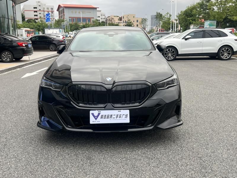 BMW 5 Series, 2025 — фото 2 из 9