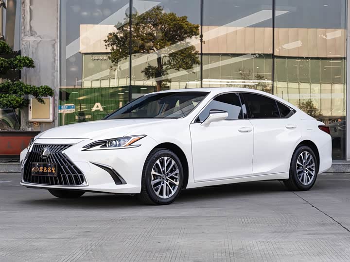 Lexus ES, 2022 — купить в Санкт-Петербурге под ключ