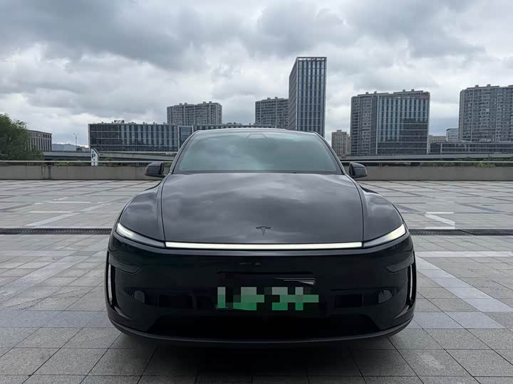 Tesla Model Y, 2026 — фото 2 из 7