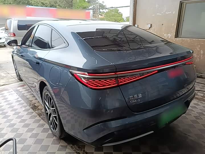BYD Seal 07 DM-i Hybrid, 2024 — фото 5 из 9