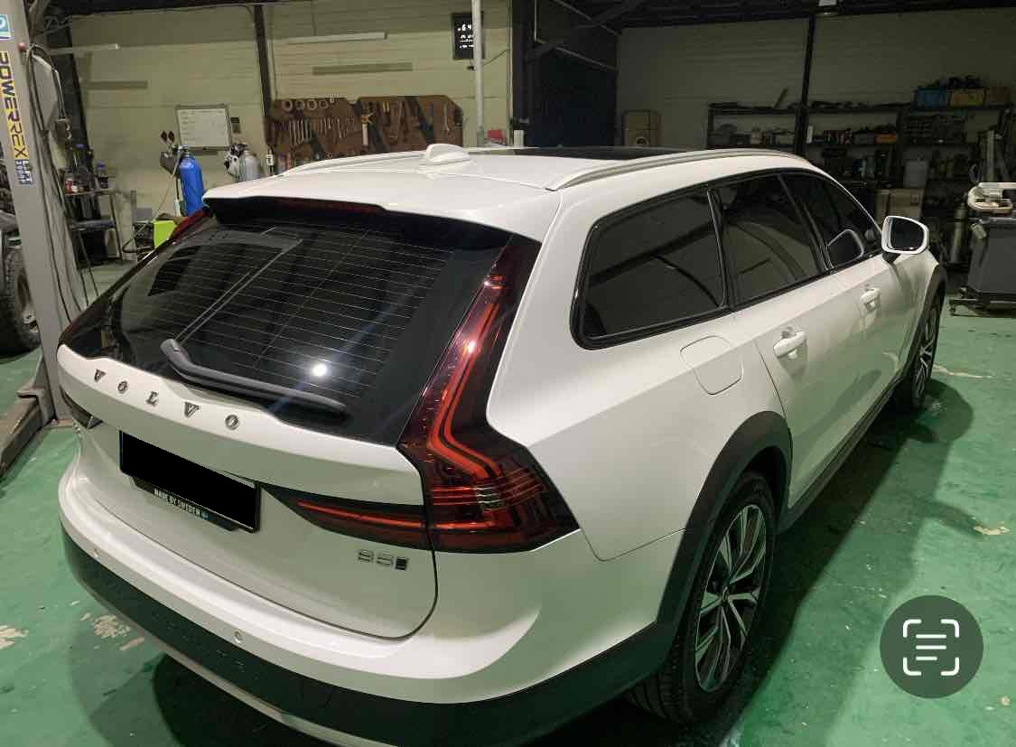 Volvo V90, 2022 — фото 2 из 6