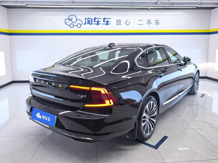 Volvo S90, 2025 — фото 3 из 9
