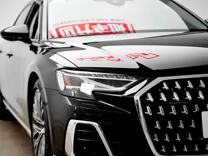 Audi A8, 2023 — фото 4 из 9