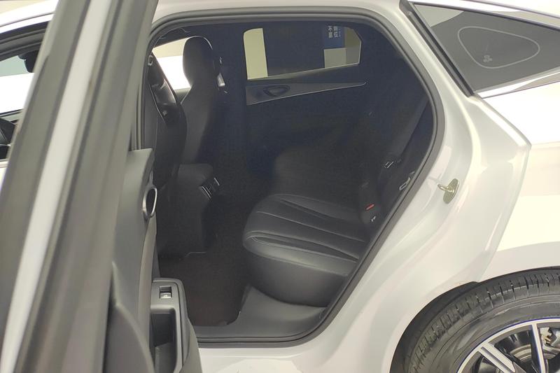 BYD Seal 06 Hybrid/EV, 2025 — фото 11 из 12