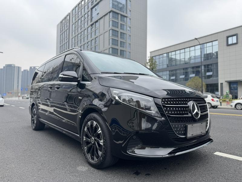 Mercedes-Benz V-Class, 2025 — фото 3 из 11