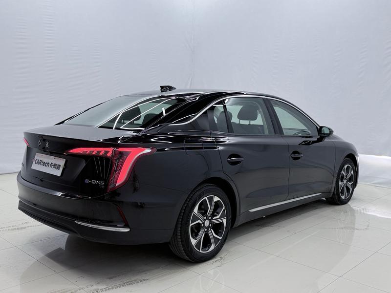 Hongqi E-QM5, 2024 — фото 6 из 10