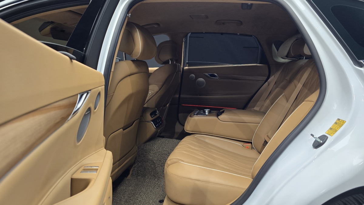 Genesis G80, 2024 — фото 11 из 12